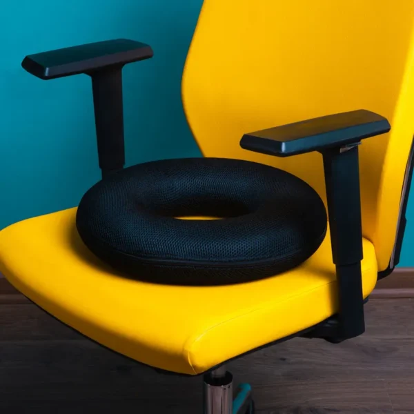 زیر نشیمنی گرد باراد